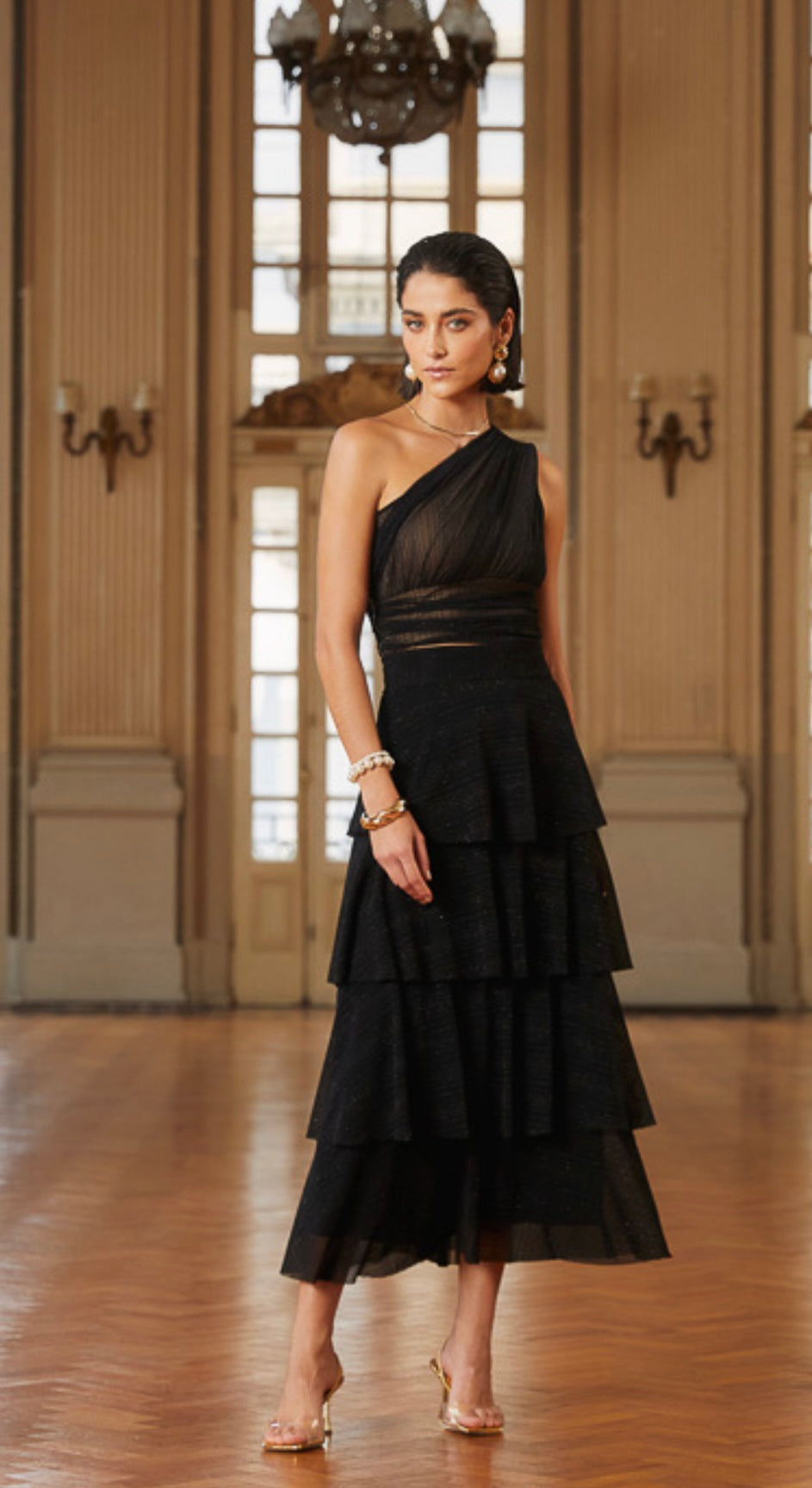 Top One Shoulder Black and Gold BOSSA By Re Bomtempo Top One Shoulder Black and Gold BOSSA By Re Bomtempo